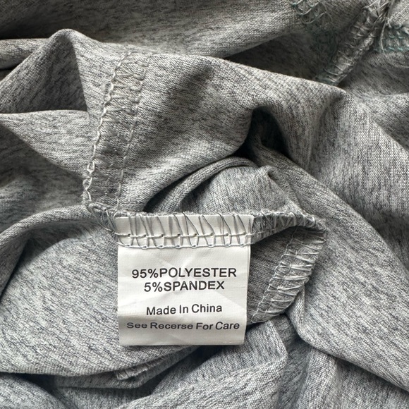 Mrs. Claus But Married To Grinch Top Funny Womens 2X Christmas Bling Shirt NWT - Picture 6 of 6